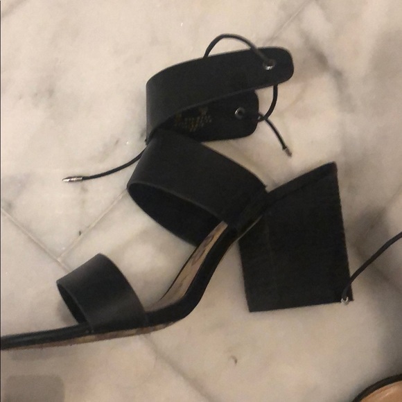 Black Sam Edelman heels - Picture 2 of 4